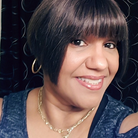 Meet your Posher, Vicky - Picture 1 of 1